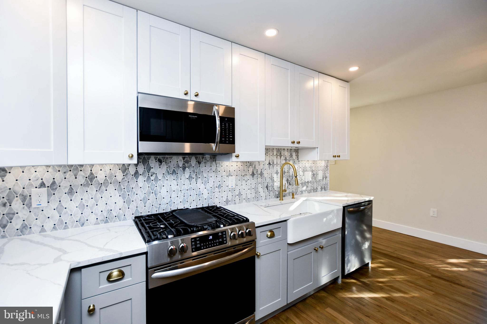 8127 Inverness Ridge Road Potomac, MD 20854 - Photo 17 of 101