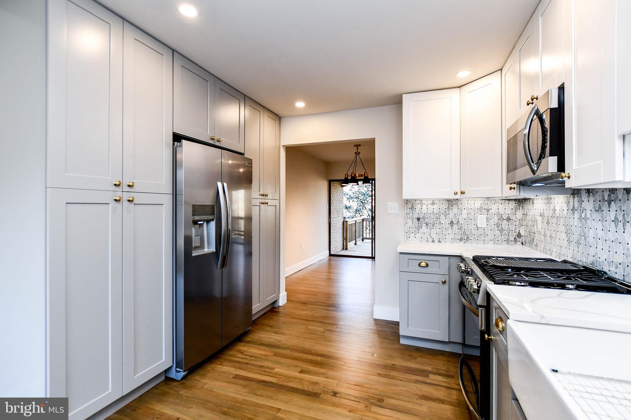 8127 Inverness Ridge Road Potomac, MD 20854 - Photo 22 of 101