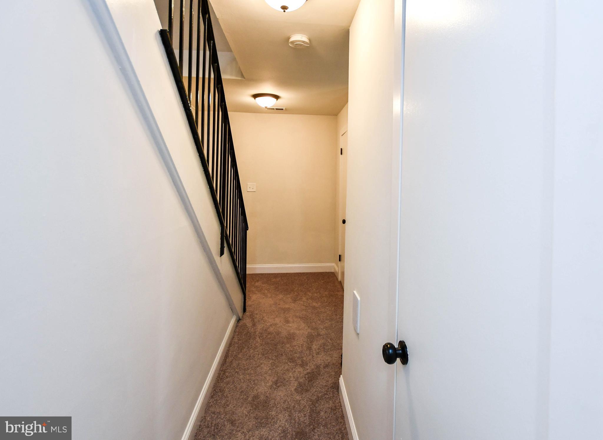 8127 Inverness Ridge Road Potomac, MD 20854 - Photo 66 of 101