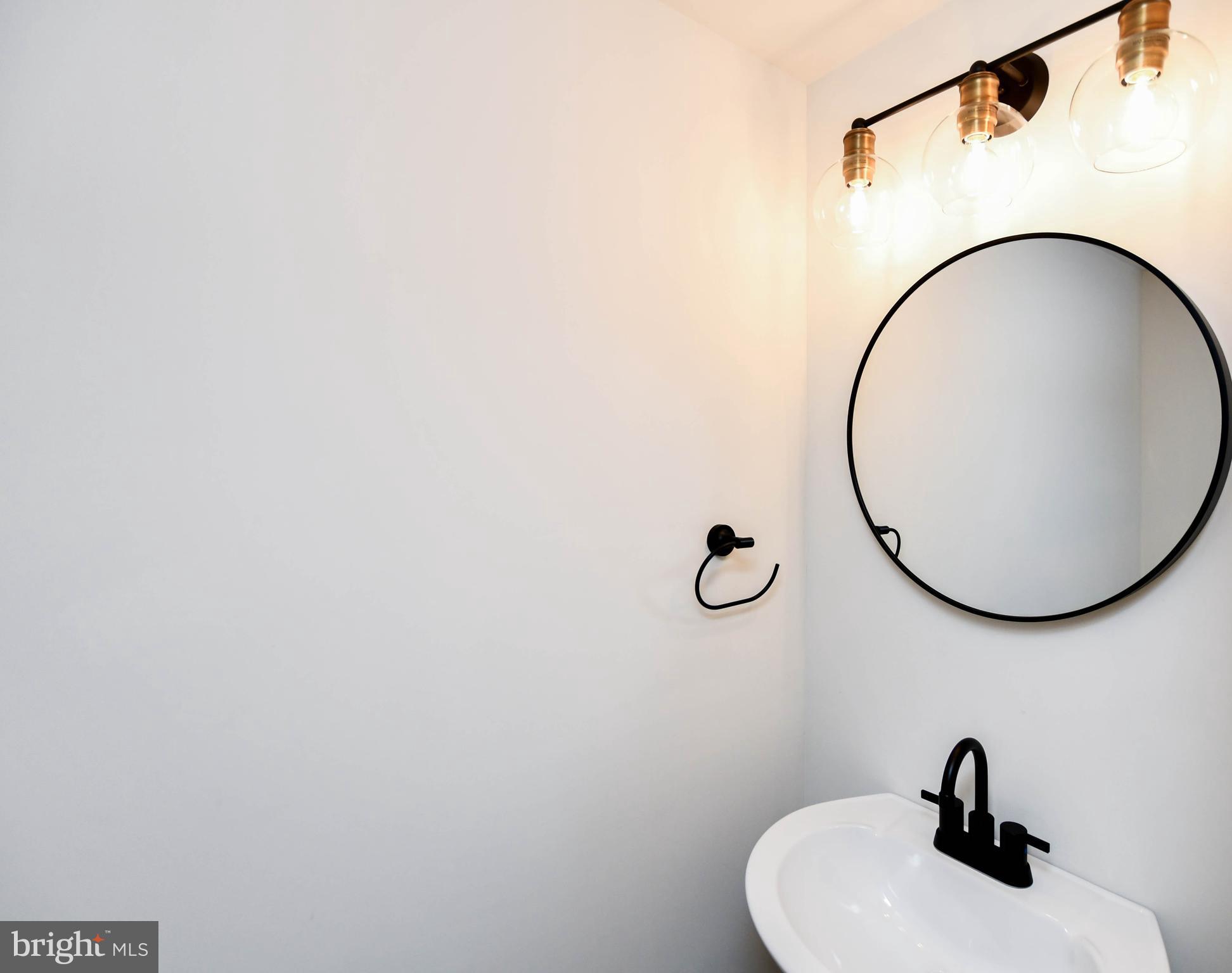 8127 Inverness Ridge Road Potomac, MD 20854 - Photo 8 of 101