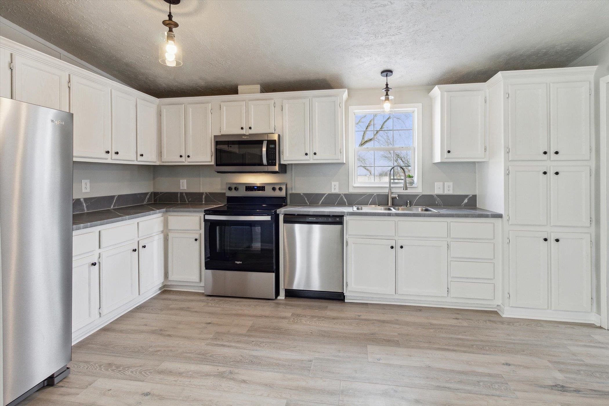 3635 South 7 Mile Road Wheeler, MI 48662 - Photo 10 of 29 1930292-c88d7716-3898-4606-b81c-781608ca5dd4.JPG