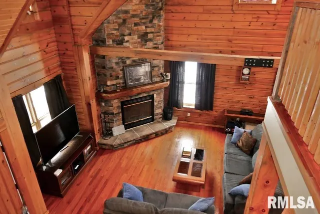 $325,000 | 7520 South Cameron Lane, Mapleton, IL 61547