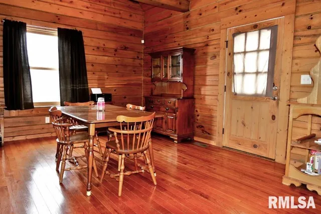 $325,000 | 7520 South Cameron Lane, Mapleton, IL 61547