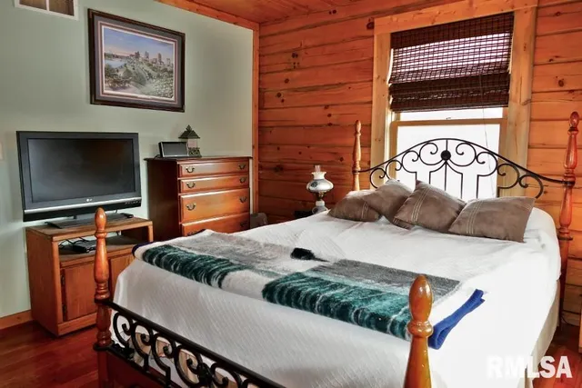 $325,000 | 7520 South Cameron Lane, Mapleton, IL 61547