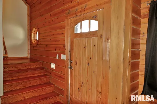 $325,000 | 7520 South Cameron Lane, Mapleton, IL 61547