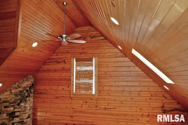 $325,000 | 7520 South Cameron Lane, Mapleton, IL 61547