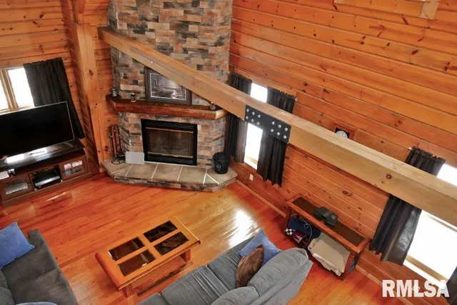 $325,000 | 7520 South Cameron Lane, Mapleton, IL 61547