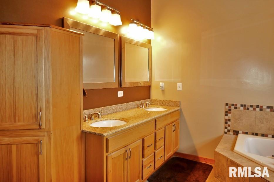 7520 South Cameron Lane Mapleton, IL 61547 - Photo 48 of 79