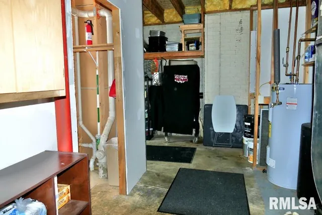 $325,000 | 7520 South Cameron Lane, Mapleton, IL 61547