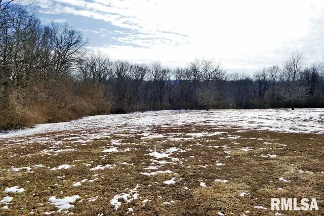 $325,000 | 7520 South Cameron Lane, Mapleton, IL 61547