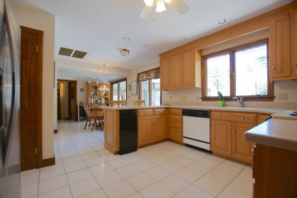 161 River Road Topsfield, MA 01983 - Photo 8 of 30