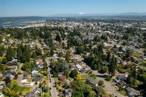 $645,000 | 3931 Friday Avenue, Everett, WA 98201
