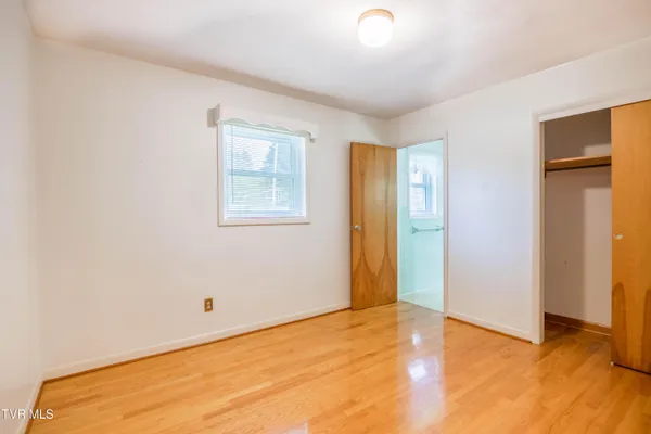 $309,900 | 208 Hogan Avenue, Greeneville, TN 37743