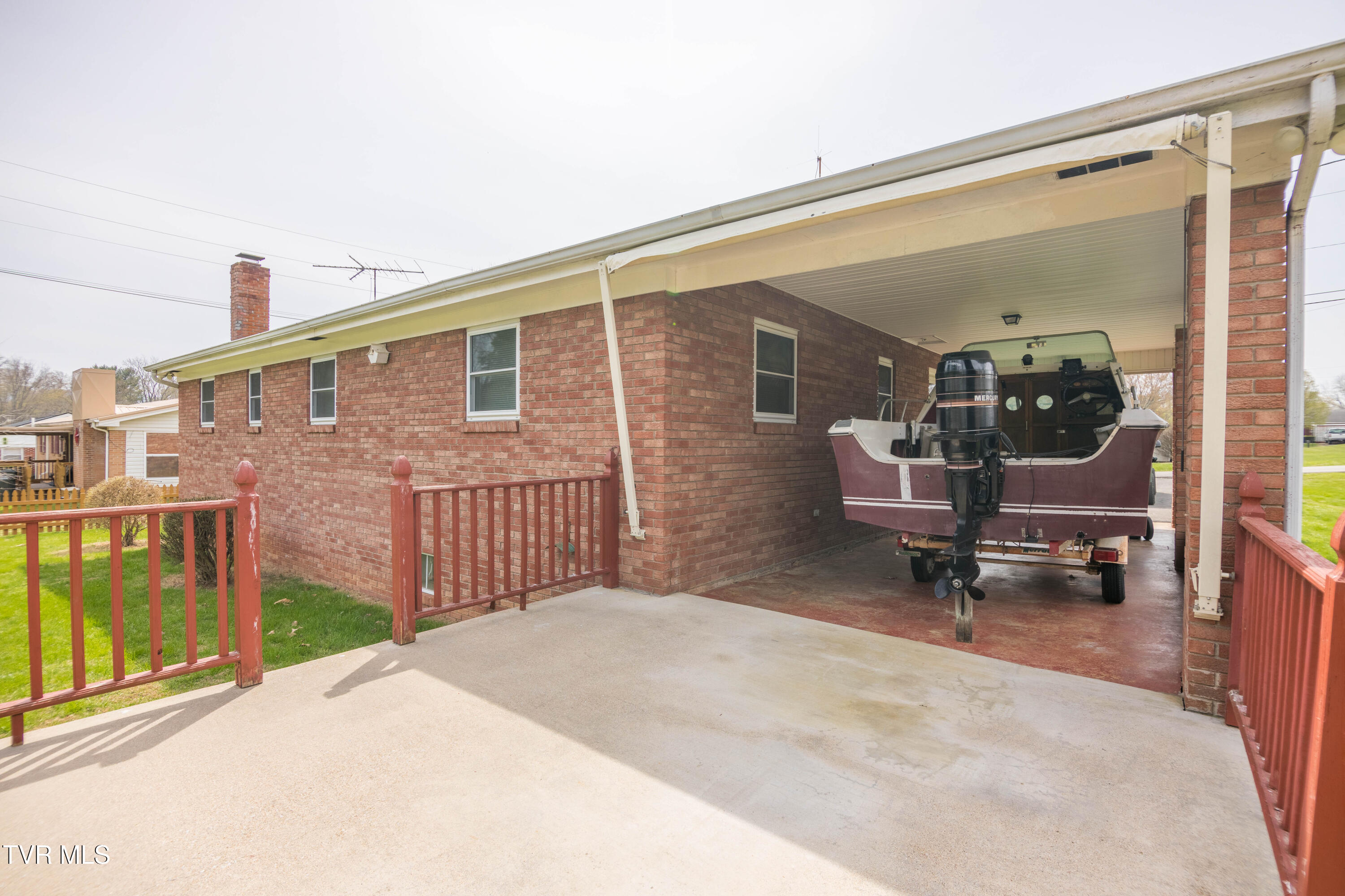 208 Hogan Avenue Greeneville, TN 37743 - Photo 26 of 27 087A9983-HDR