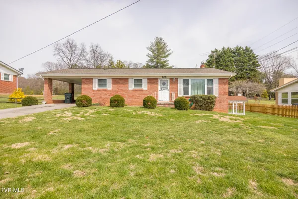 $309,900 | 208 Hogan Avenue, Greeneville, TN 37743