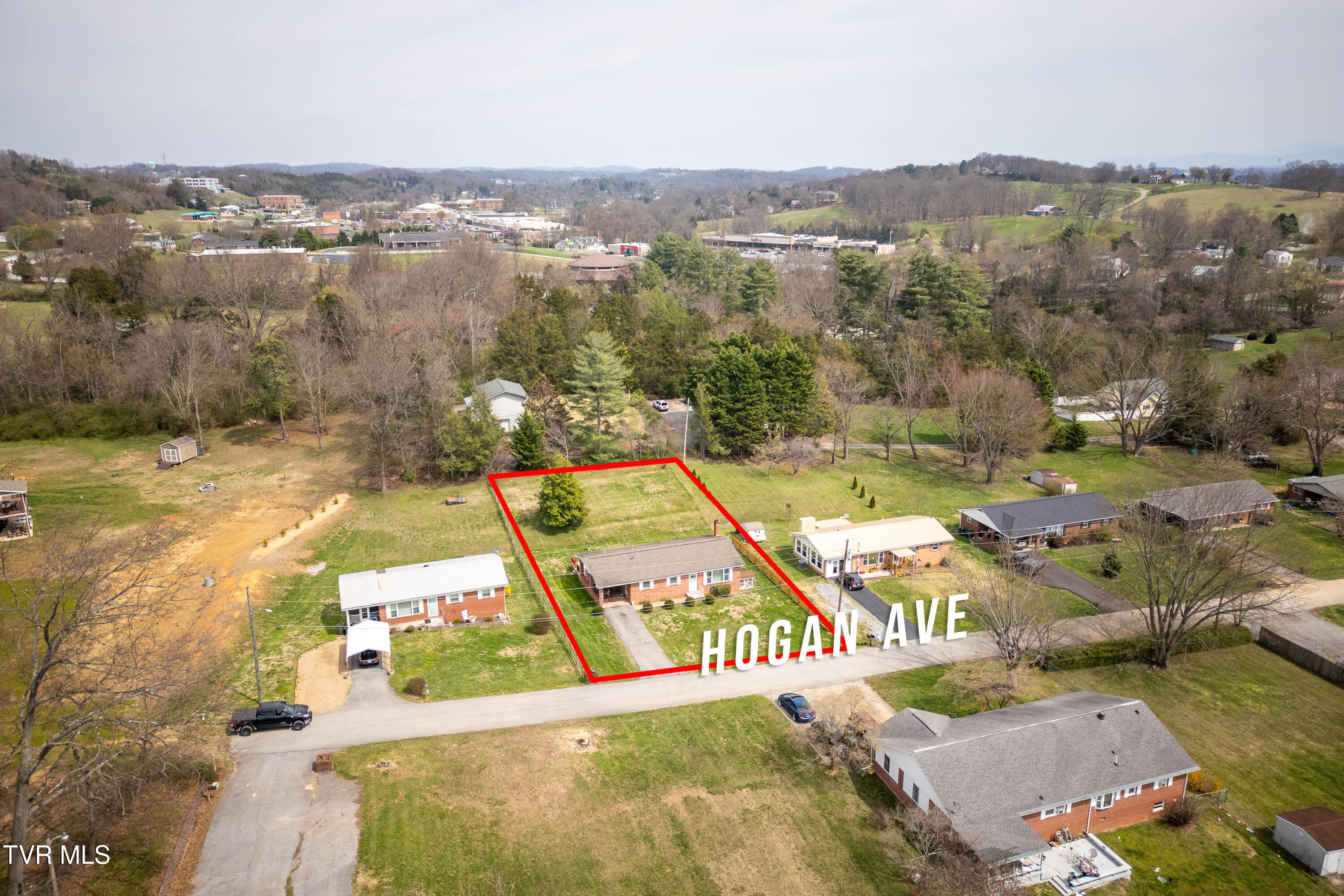 208 Hogan Avenue Greeneville, TN 37743 - Photo 4 of 27 DJI_0733-HDR-Edit