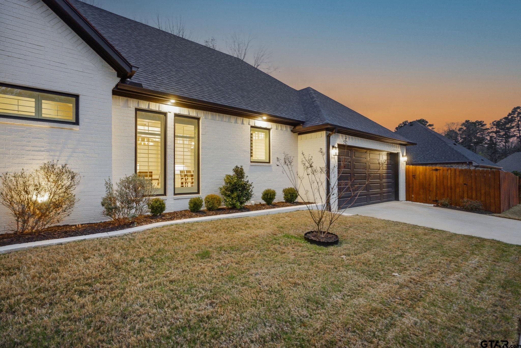 9035 Shallow Cove Tyler, TX 75703 - Photo 2 of 31