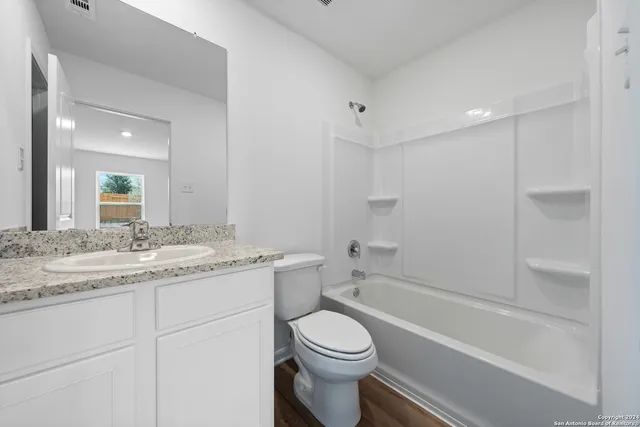 $234,900 | 15118 Waterow View, Von Ormy, TX 78073