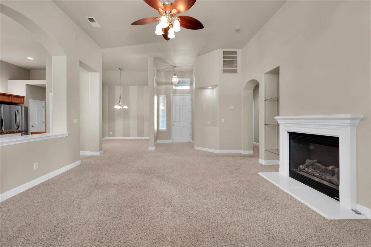 2852 Poe Avenue Clovis, CA 93611 - Photo 14 of 50