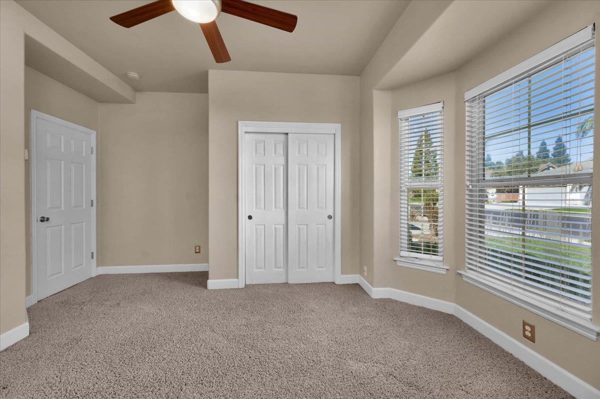 2852 Poe Avenue Clovis, CA 93611 - Photo 29 of 50