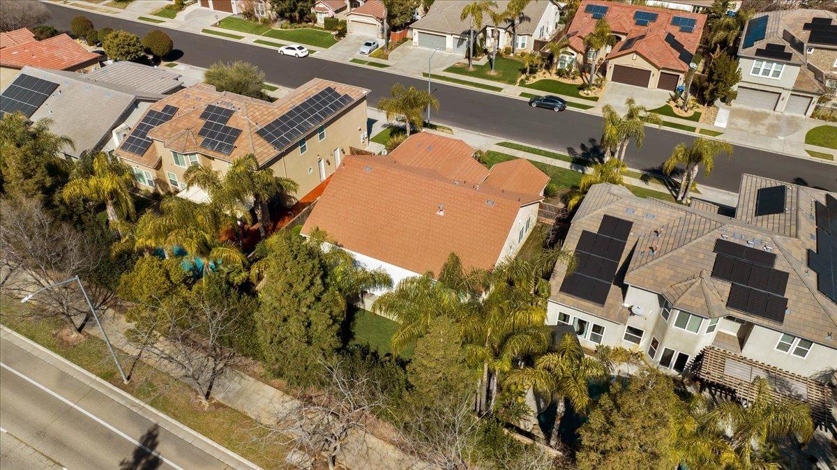 2852 Poe Avenue Clovis, CA 93611 - Photo 48 of 50