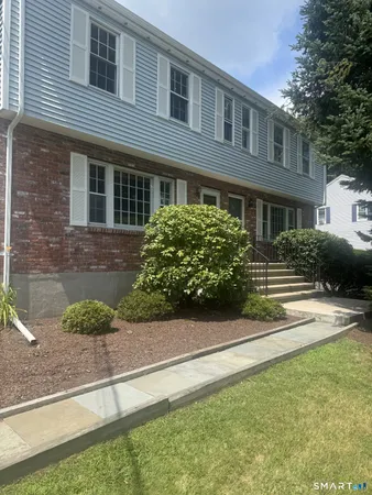 $3,800 | 84 Parade Hill Road, New Canaan, CT 06840