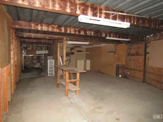 a view of an outdoor space