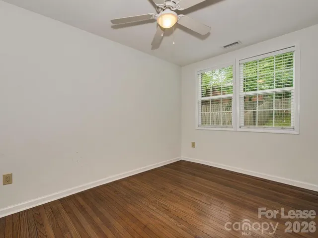 $1,600 | 5113 Valley Stream Road, Charlotte, NC 28209