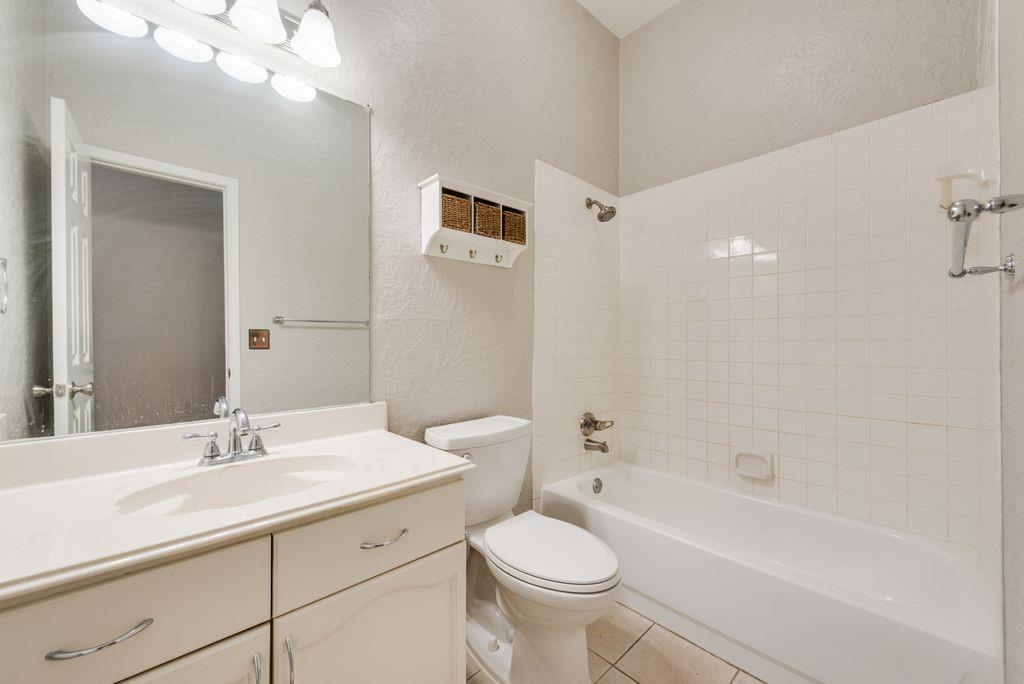 7581 Lancelot Road Frisco, TX 75035 - Photo 13 of 20 Gallery Image 13