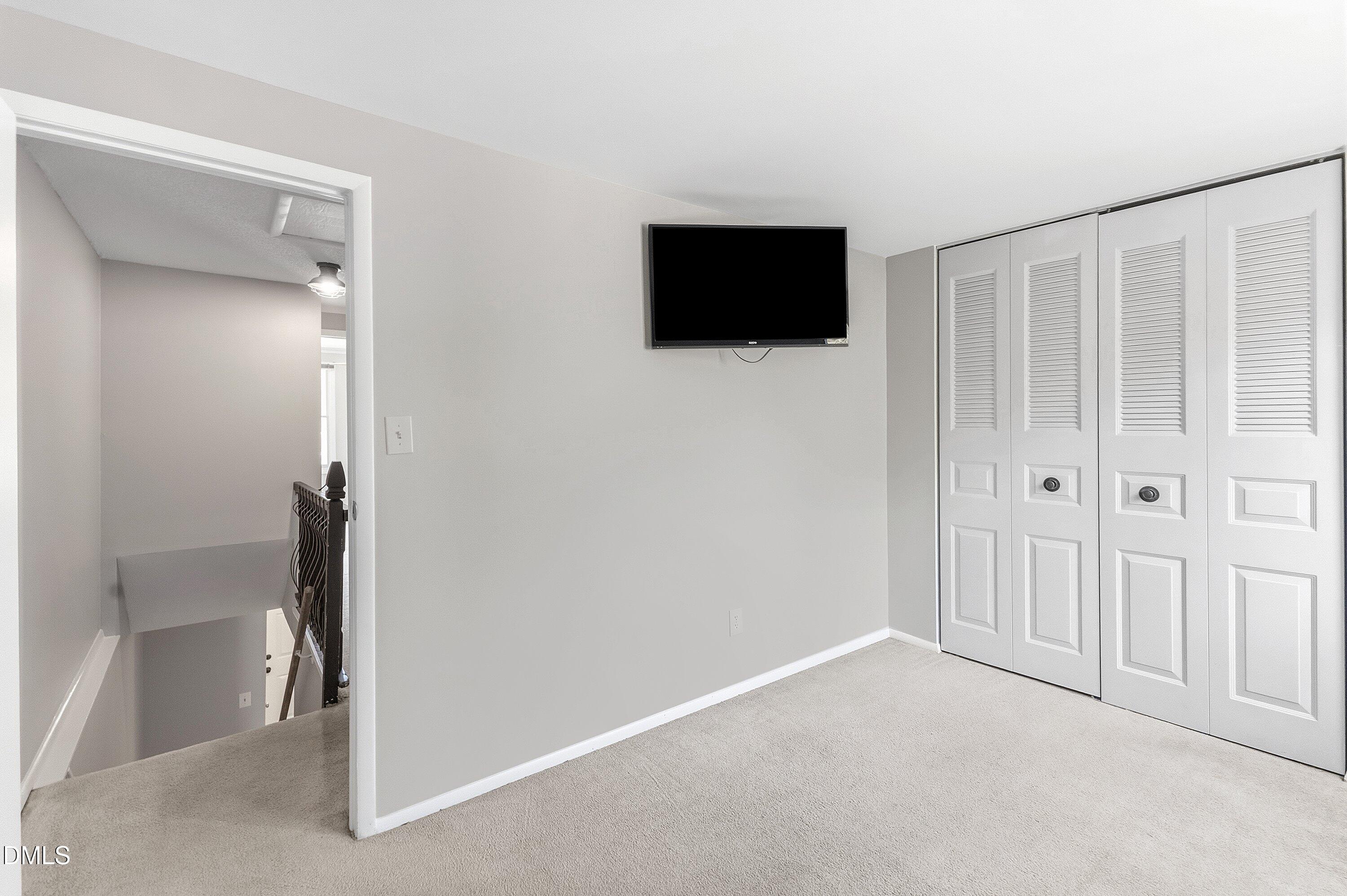 7734 Kingsberry Court Raleigh, NC 27615 - Photo 14 of 31 19-7734 Kingsberry Ct_7515