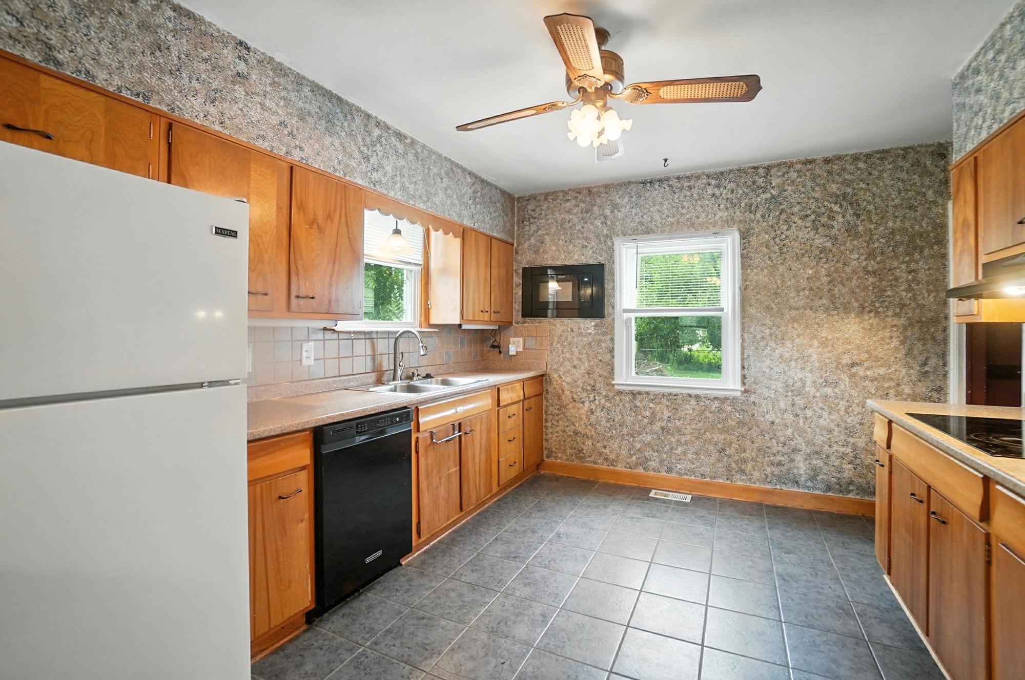 2506 Chester Road Columbus, OH 43231 - Photo 6 of 42 2506 Chester Rd