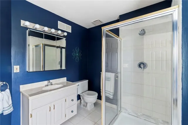 $459,900 | 4301 Northeast 61st Court, Kansas City, MO 64119