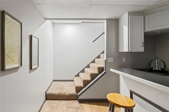 $459,900 | 4301 Northeast 61st Court, Kansas City, MO 64119