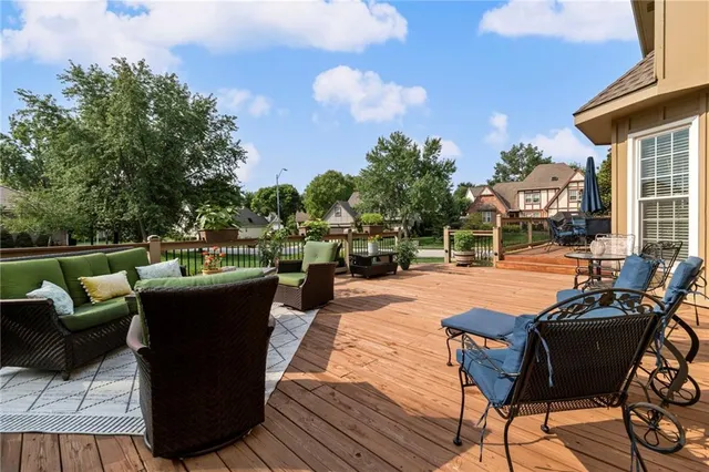 $459,900 | 4301 Northeast 61st Court, Kansas City, MO 64119