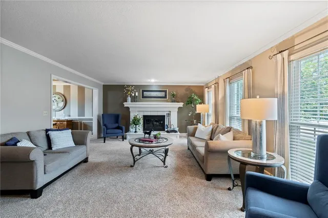 $459,900 | 4301 Northeast 61st Court, Kansas City, MO 64119