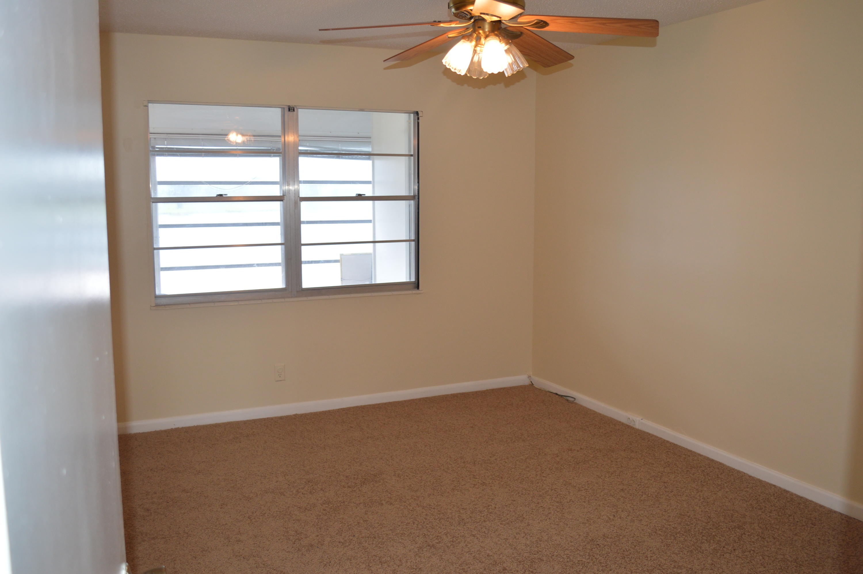 2033 Exeter, Unit 2033 Boca Raton, FL 33434 - Photo 14 of 36 DSC_0833
