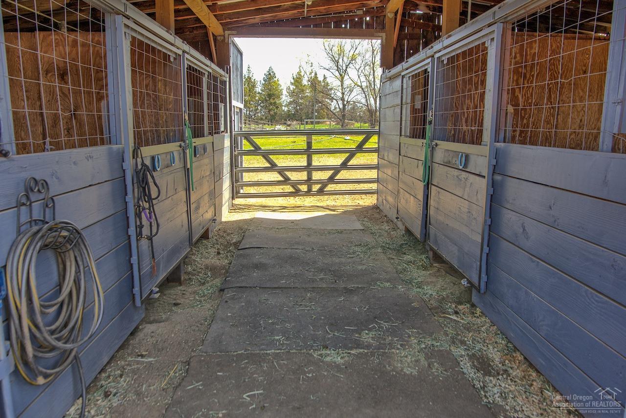 63444 Deschutes Market Road Bend, OR 97701 - Photo 20 of 25 Additional Photo