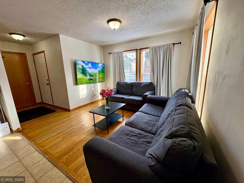 1149 5th Street East St. Paul, MN 55106 - Photo 2 of 15