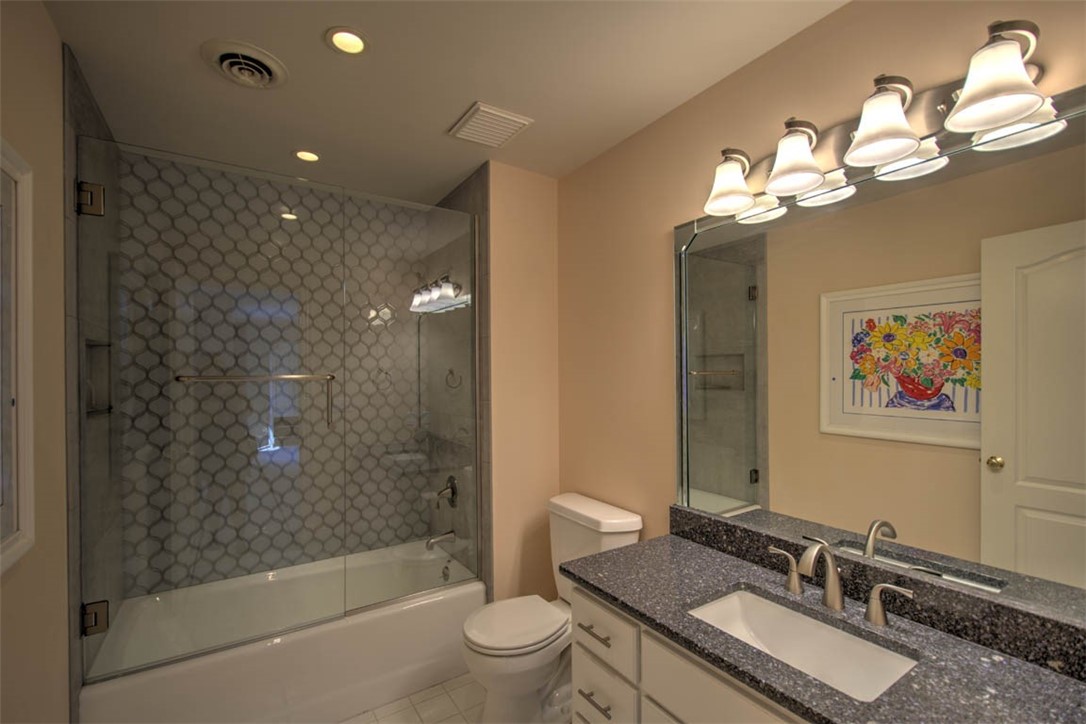 110 Southbrooke Court Decatur, IL 62521 - Photo 33 of 47