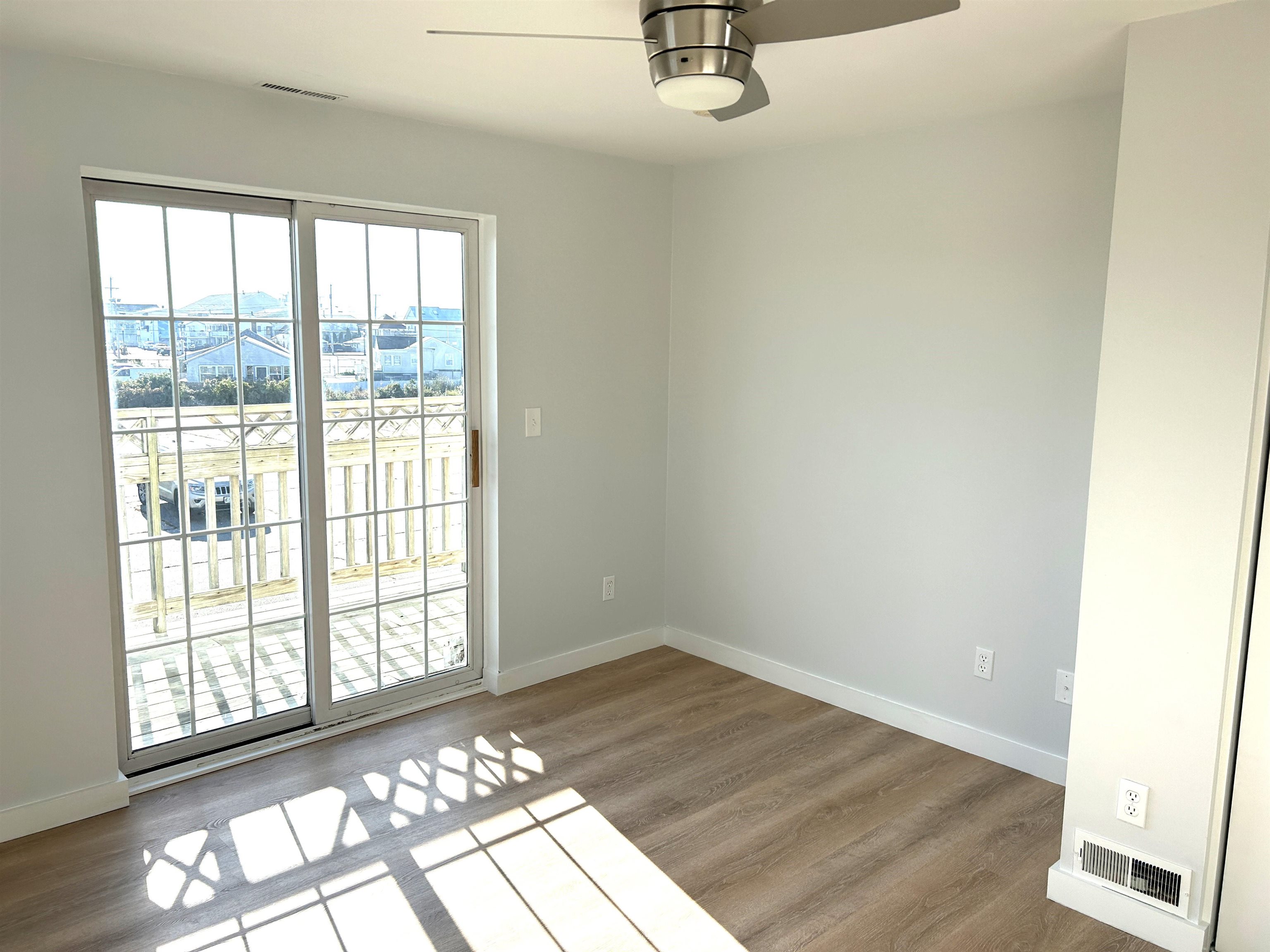 4 Page Lane Hampton, NH 03842 - Photo 11 of 39