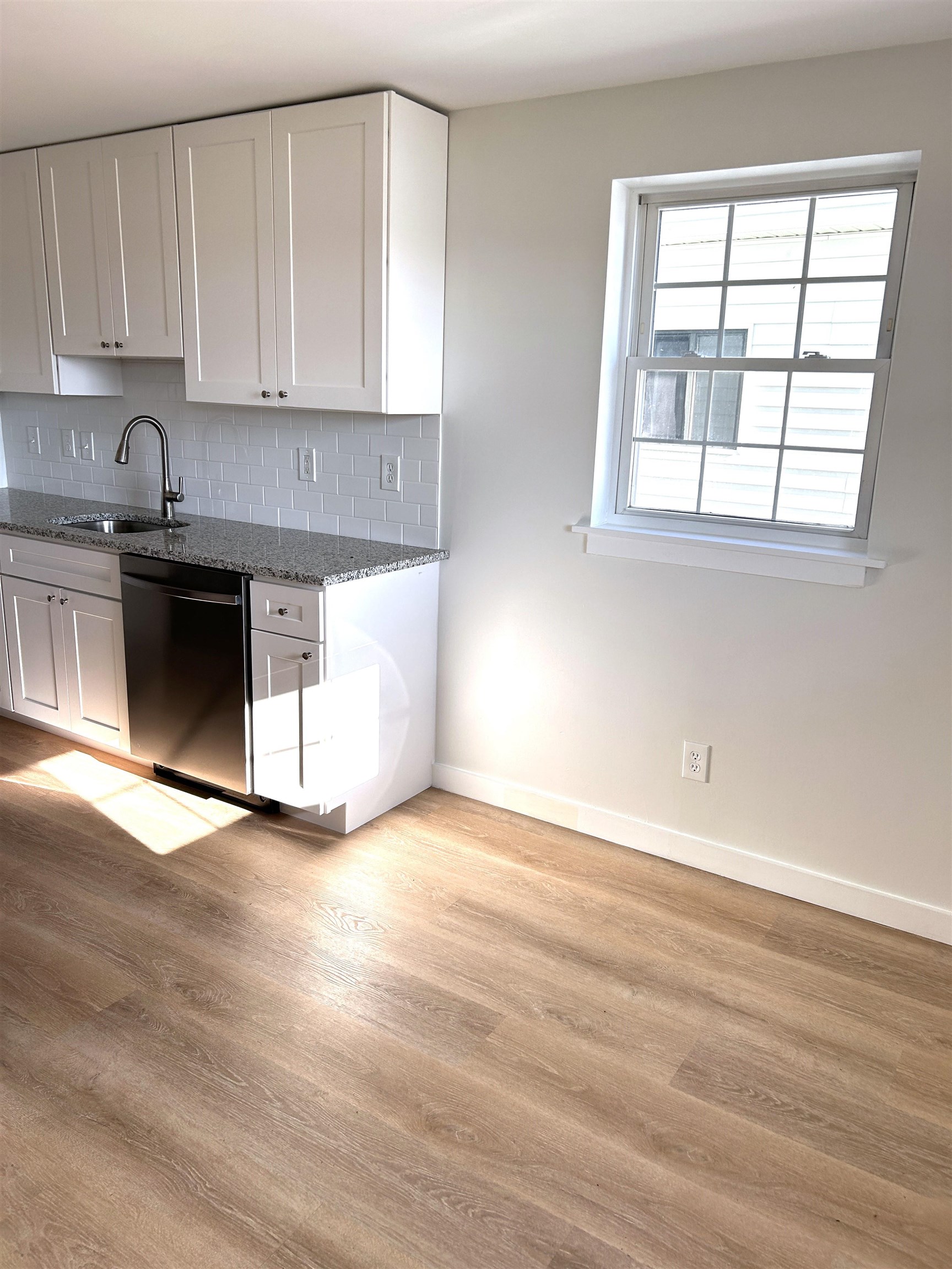 4 Page Lane Hampton, NH 03842 - Photo 19 of 39