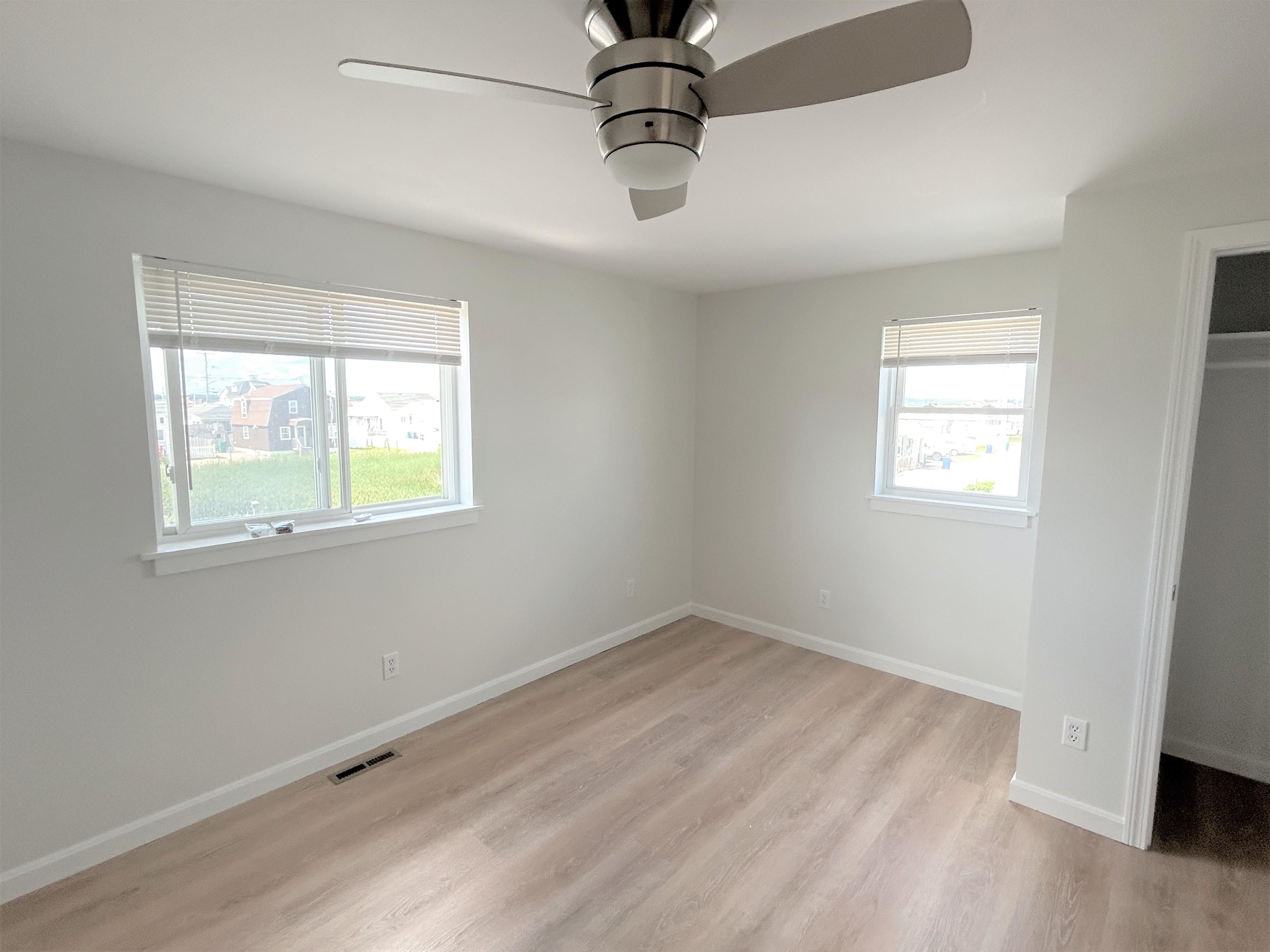 4 Page Lane Hampton, NH 03842 - Photo 26 of 39