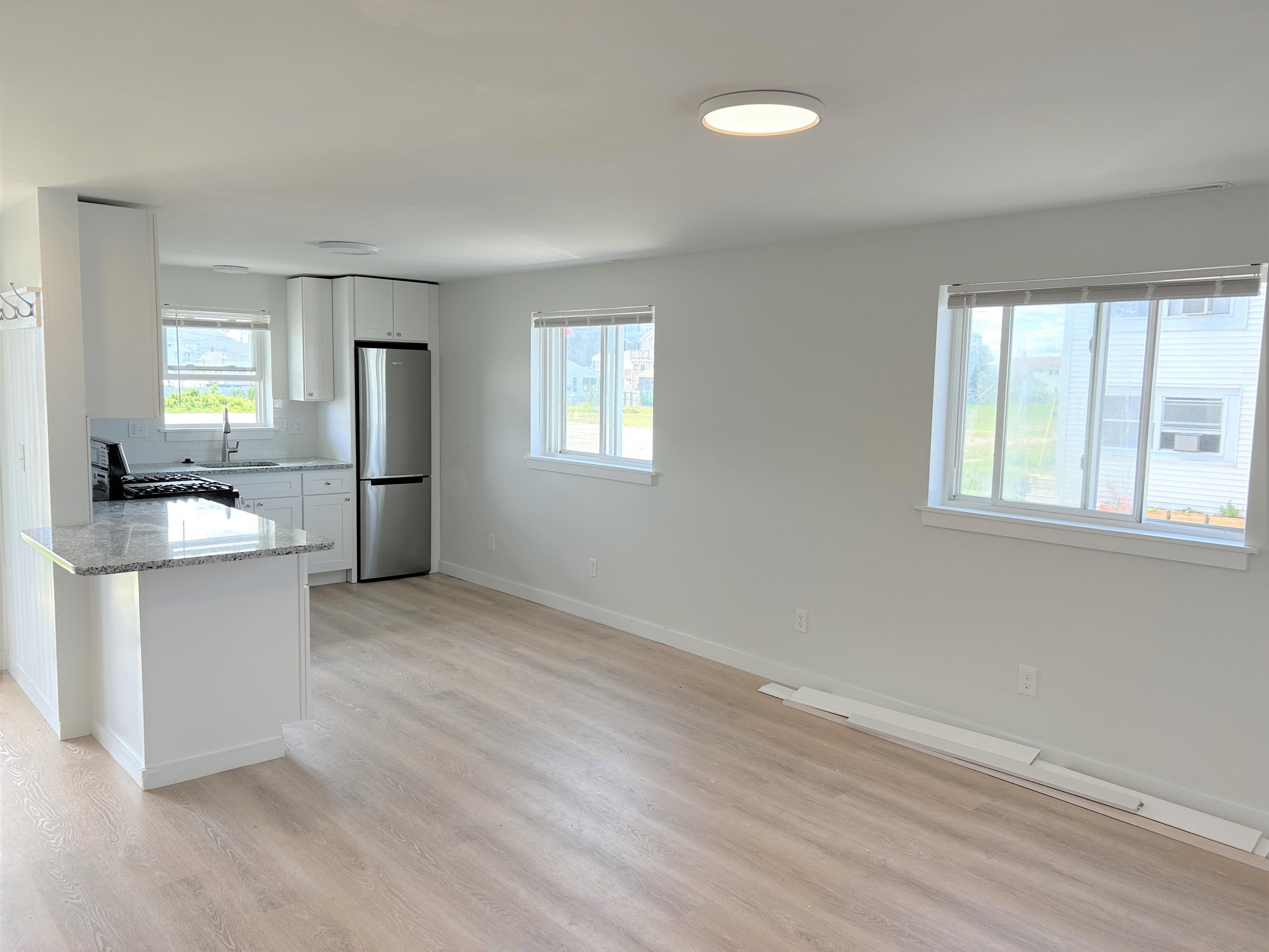 4 Page Lane Hampton, NH 03842 - Photo 33 of 39