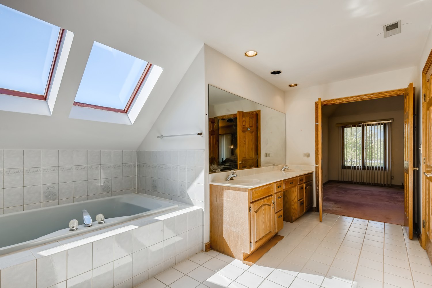 1322 Sable Drive Addison, IL 60101 - Photo 15 of 28