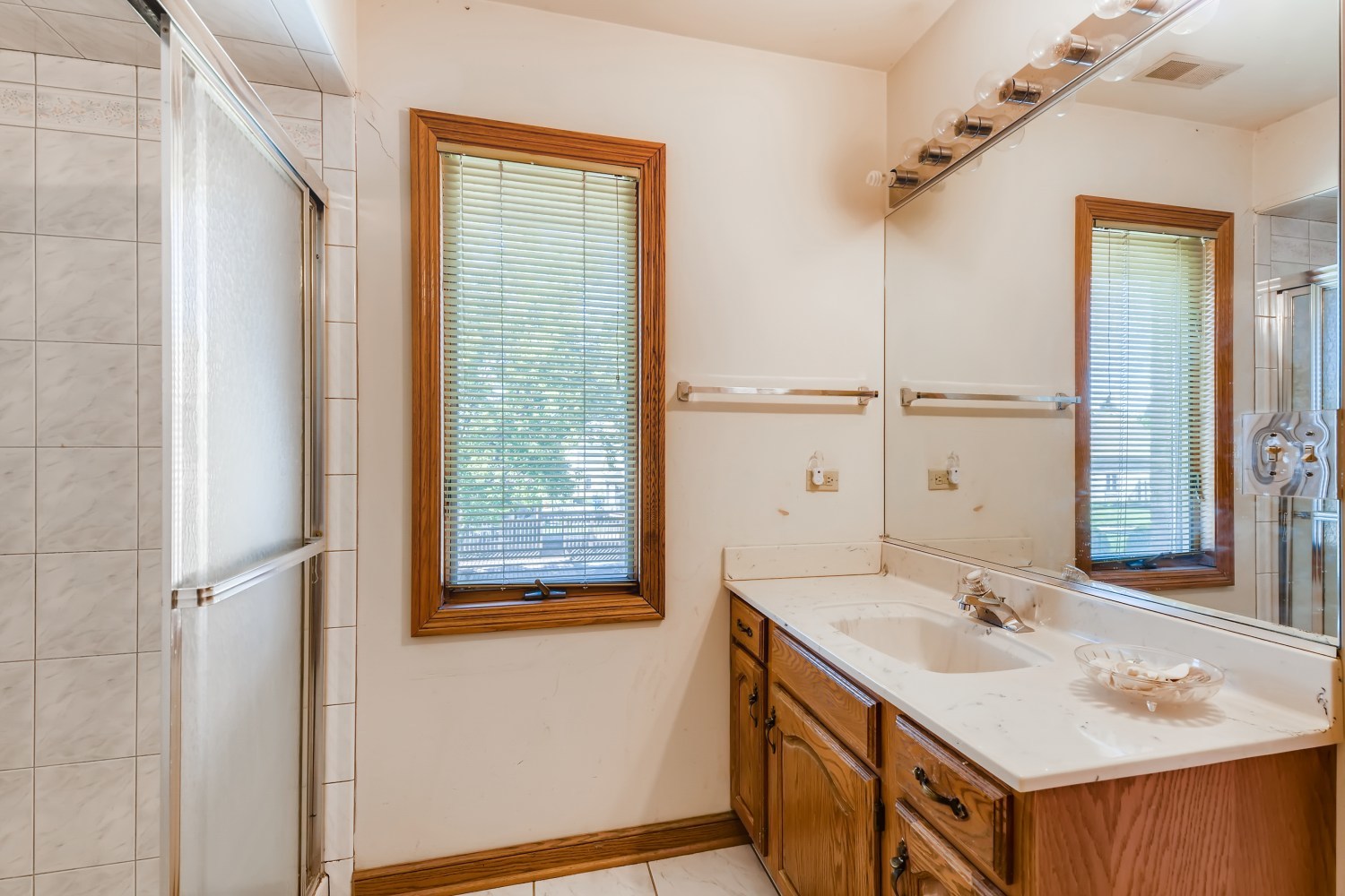 1322 Sable Drive Addison, IL 60101 - Photo 20 of 28