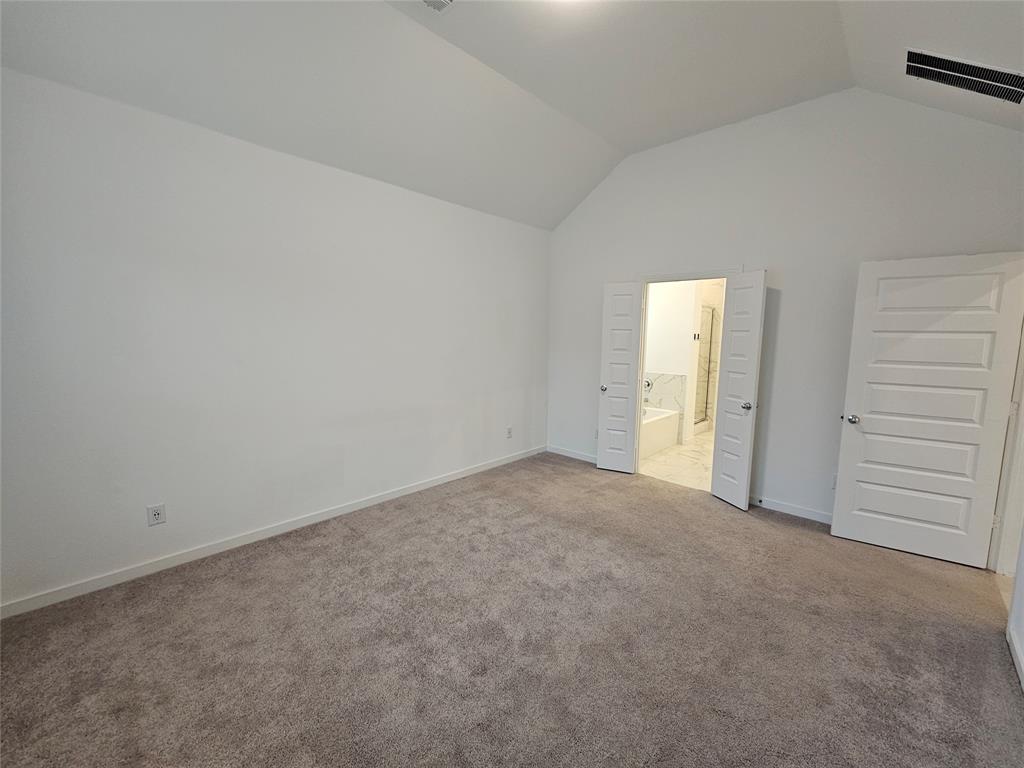 3915 Chesapeake Lane Crandall, TX 75114 - Photo 21 of 32 a view of an empty room and closet