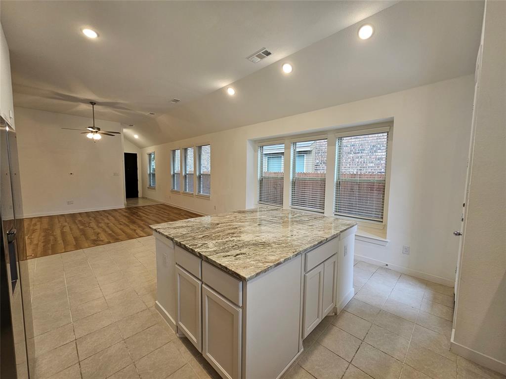 3915 Chesapeake Lane Crandall, TX 75114 - Photo 6 of 32