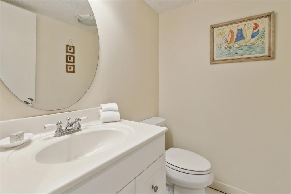 2004 Beachwood Road, Unit 2004 Fernandina Beach, FL 32034 - Photo 23 of 54 Downstairs Half-Bath