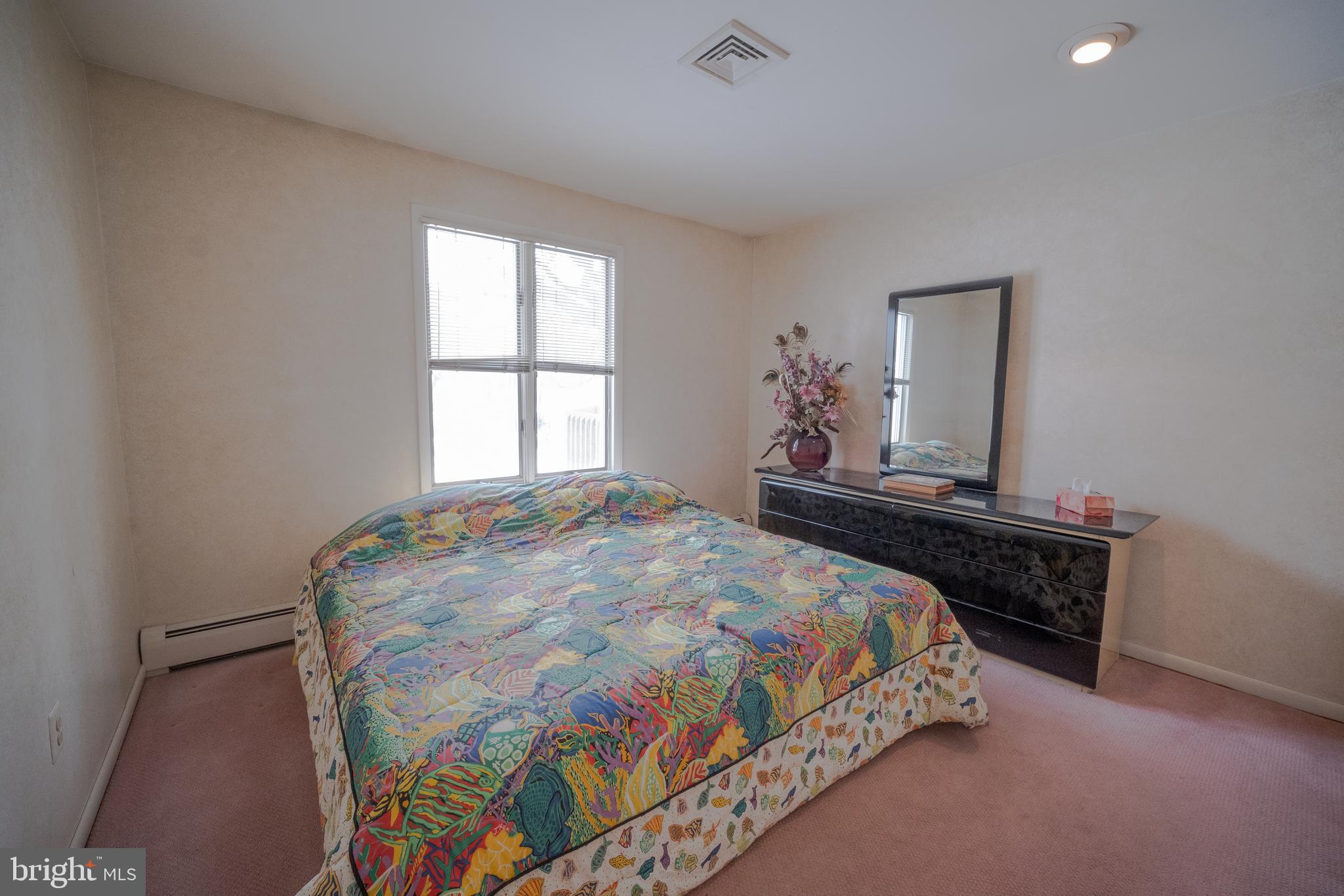 501 Flora Circle Springfield, PA 19064 - Photo 17 of 23