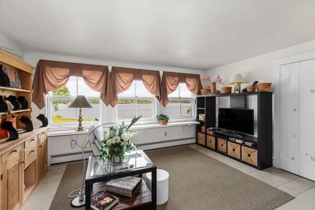 $5,975,000 | 118 Wescott Battery, Castine, ME 04421